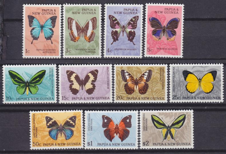 марки с бабочками